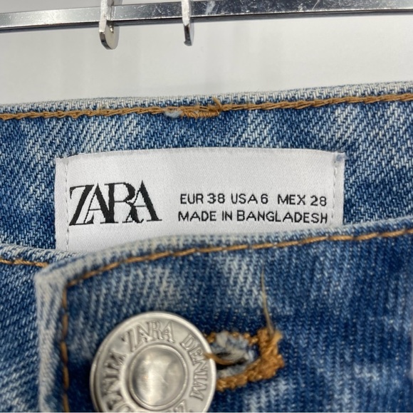 Zara High Waist straight crop Leg Ripped Jeans distressed Sz 6 - Picture 3 of 9